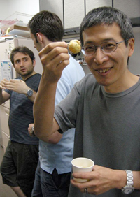 in the front: Guojun Sheng, in the background: Cantas Alev and Ruben Buys